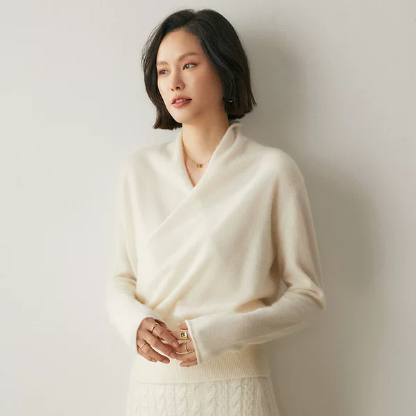 Korean-Style Cross V-Neck Solid Color Women's Cashmere Knit Base Sweater, Elegant, Slimming, Loose, Warm Sweater Inner Layer