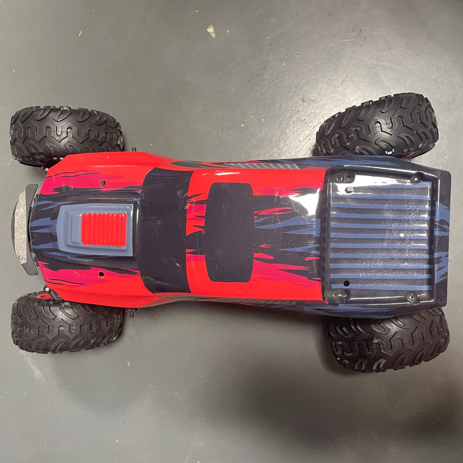 1/8遥控车壳 1/8遥控模型车壳 1/8遥控车面 1/8遥控模型车面