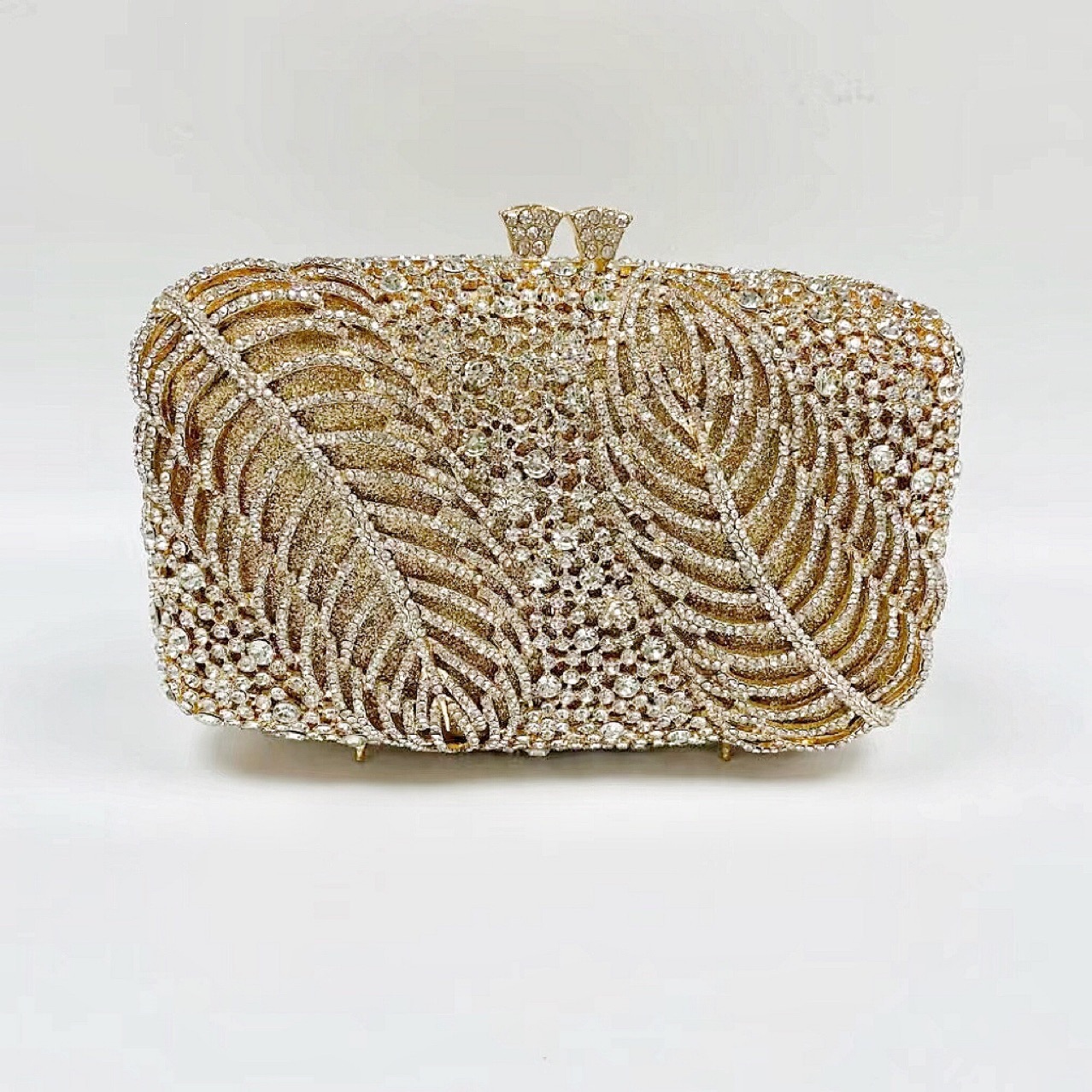 Seleccione estrictamente dos hojas de diamantes bolsas de cena de banquete transfronterizas de diamantes de mano vestido bolsas de mujeres bolsas de embrague