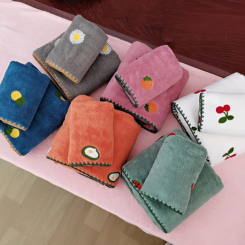 Embroidered Cartoon Fruit Towel Set with Cherry, Strawberry, and Pineapple Designs, Full Embroidery Bath Towel in Coral Fleece Embroidered Cartoon Fruit Towel Set with Cherry, Strawberry, and Pineapple Designs, Full Embroidery Bath Towel in Coral Fleece