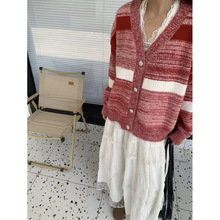 小瓜家 时尚长袖宽松短款针织开衫秋装新款V领落肩长袖撞色上衣