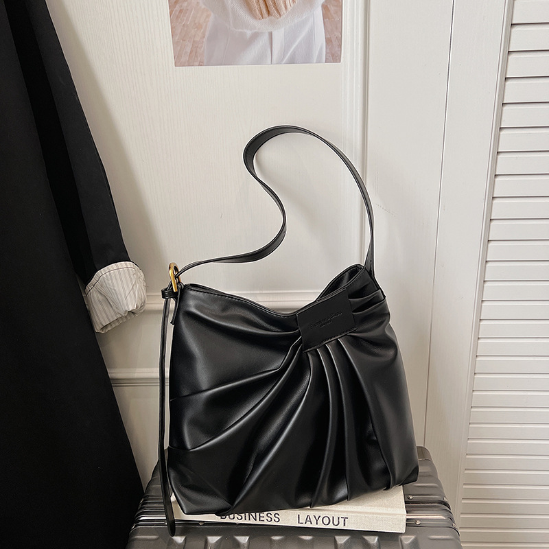 Bags, Crossbody Bags, Hot-Selling Women's Bags, Fashionable Casual Bucket Bags, Trendy Large-Capacity Tote Bags, Pleated Shoulder Bags