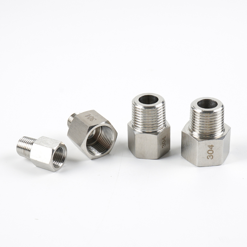 Acero inoxidable a través del adaptador de alambre interno y externo 304 rosca interna 4 puntos medidor de presión de reducción de alambre externo M20 conector de complemento de núcleo