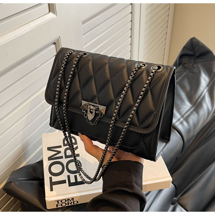 Alta textura nicho diseño personalizado moda bolso de las mujeres 2024 invierno nueva cadena rombo solo hombro bolsa de las axilas