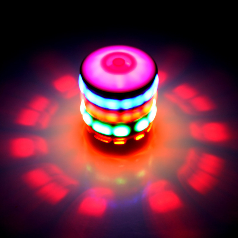 Wholesale Children's Toys, Imitation Wooden Spinning Top Toys, Rotating Colorful Light-Up Music Spinning Top Launcher