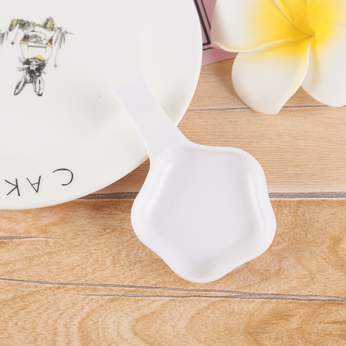 Pen holder for books, French painting, plastic pen holder, ink dish, water dish, small inkstone, ink pool wholesale