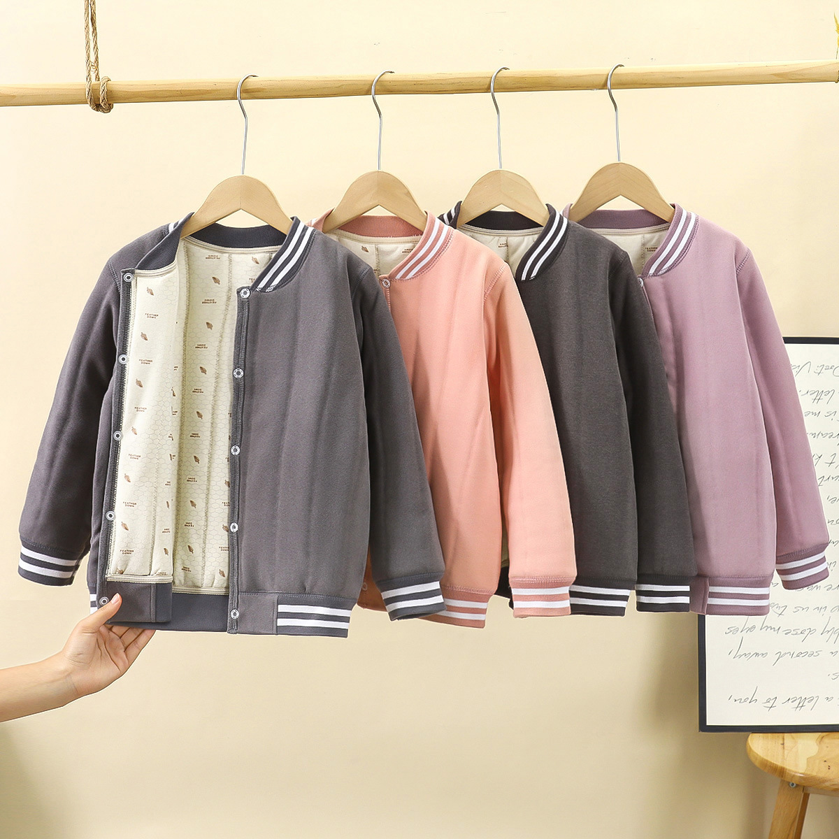 Nuevo algodón de invierno seda gruesa puede usar el interior con uniforme escolar artefacto calentador chaqueta de béisbol de niños y niñas