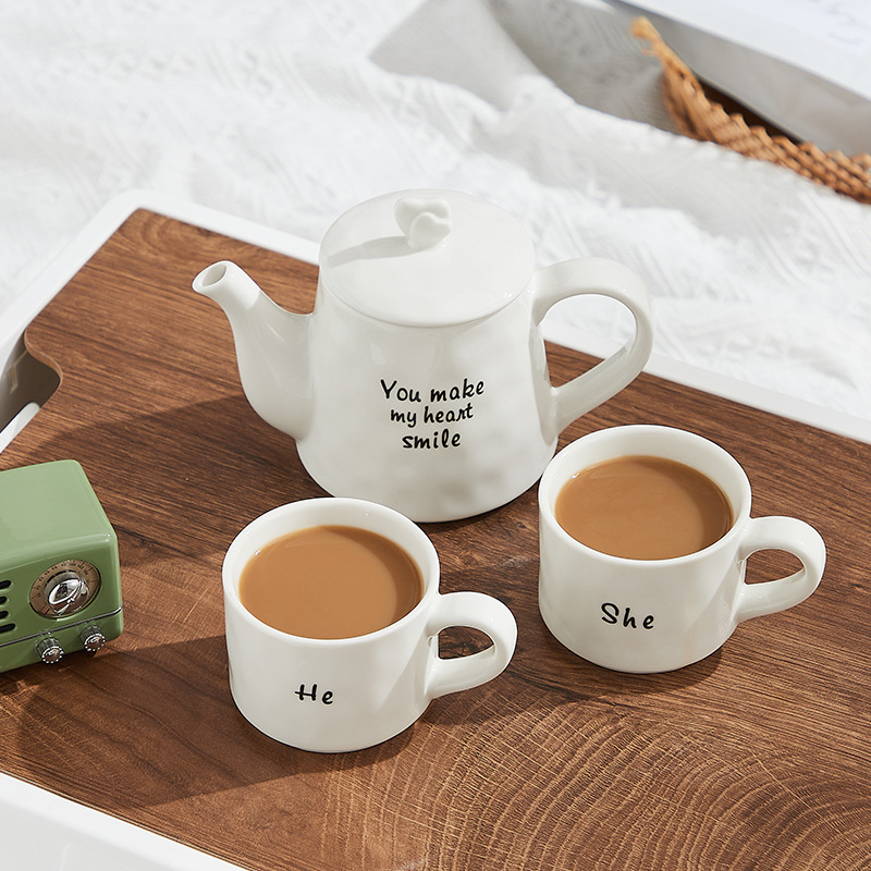 Creativo pareja olla taza de té de regalo del día de San Valentín cerámica tetera juego de té de la tarde traje de regalo