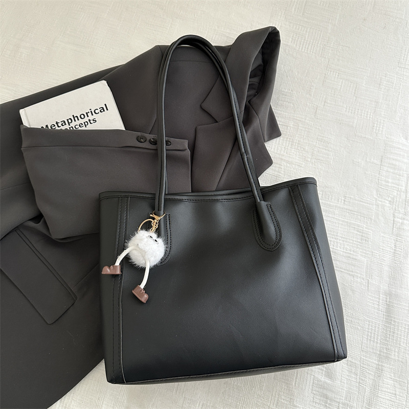 Bolsa axillar de gran capacidad para mujeres 2024 nueva moda otoño invierno sensación de bolso de hombro para estudiantes casuales bolso de clase