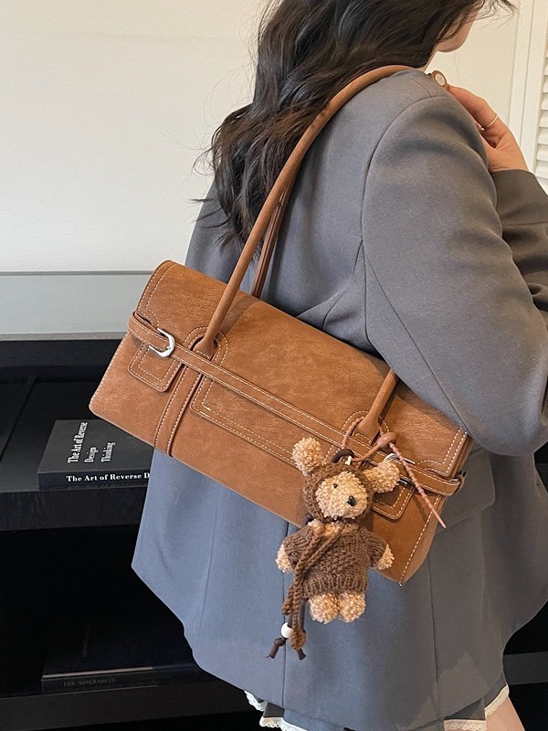 Bolsa de pan de moda roja de peluche de gran capacidad para mujeres 2026 nueva moda bolso de hombro de brazo de mano bolso de palo