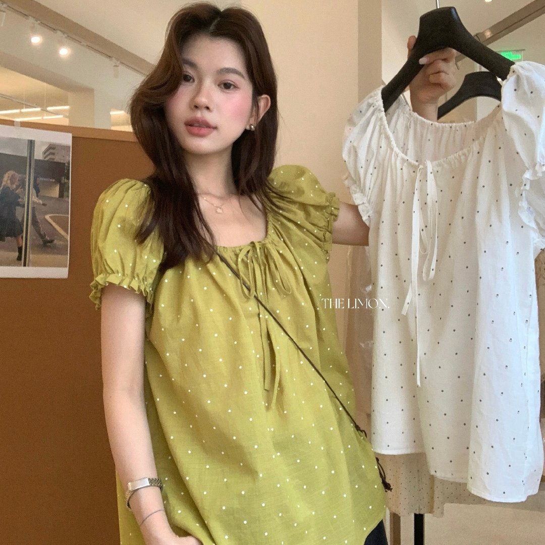 Áo sơ mi nữ tay bồng chấm bi phong cách Nhật, cổ dây rút, dáng suông trẻ trung — màu đen, màu trắng, xanh lá cây