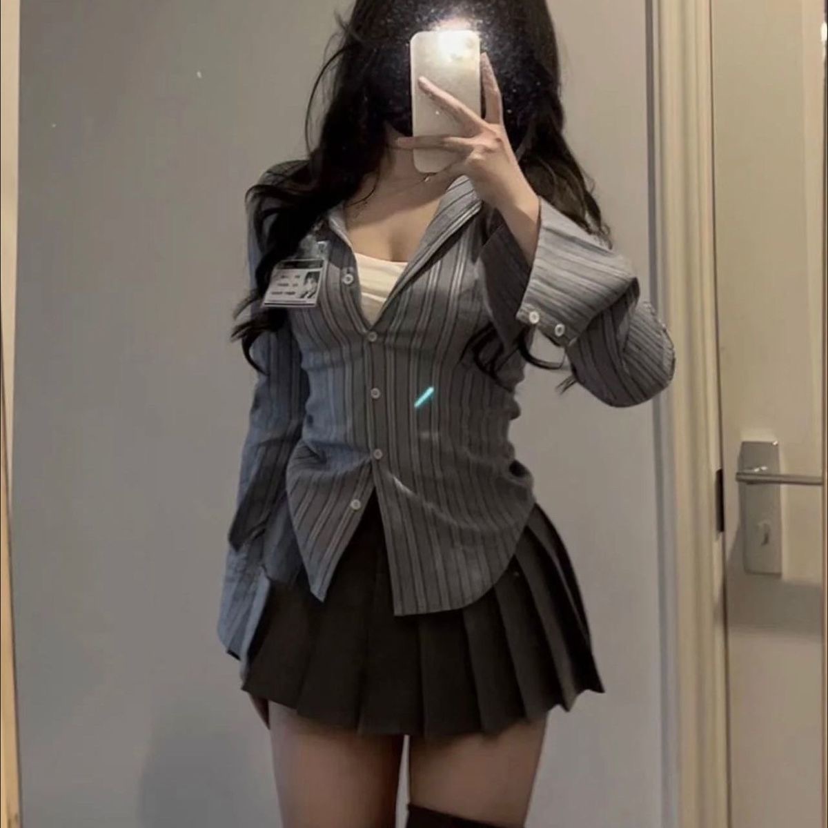 대학 스타일 세트 여성의 2023 봄 새로운 순수 슬림 슬림 줄무늬 셔츠 주름 치마 투피스 세트