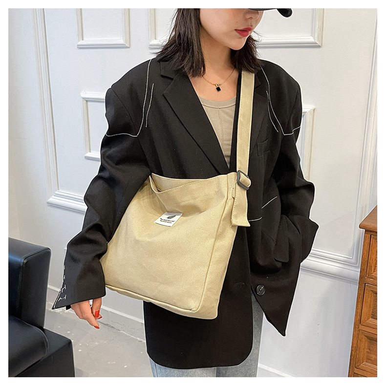 Large-capacity, fashionable and simple canvas bag, 2025 new style, casual and artistic shopping bag, versatile, shoulder crossbody bag undefined