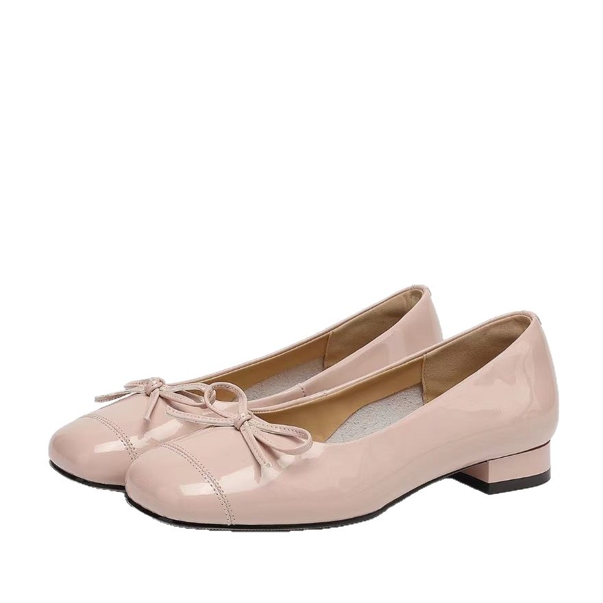 Cabeza cuadrada francesa con fondo plano desnudo zapatos de color único para mujeres 2026 nuevos zapatos de ballet de arco de primavera y verano zapatos de piel suave
