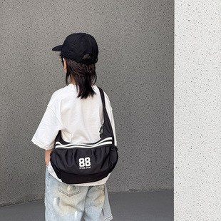 New Children's Bags, Sports and Leisure Crossbody Bags, Versatile and Fashionable, Small Boys and Girls, Single Shoulder Large Capacity Dumpling Bags