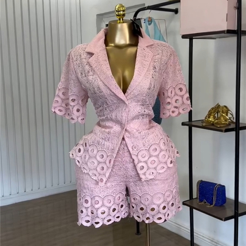 ヨーロッパとアメリカのクロスボーダー婦人服 2025 夏の新ファッションラペル中空半袖シャツワイドレッグショーツカジュアルスーツ|undefined