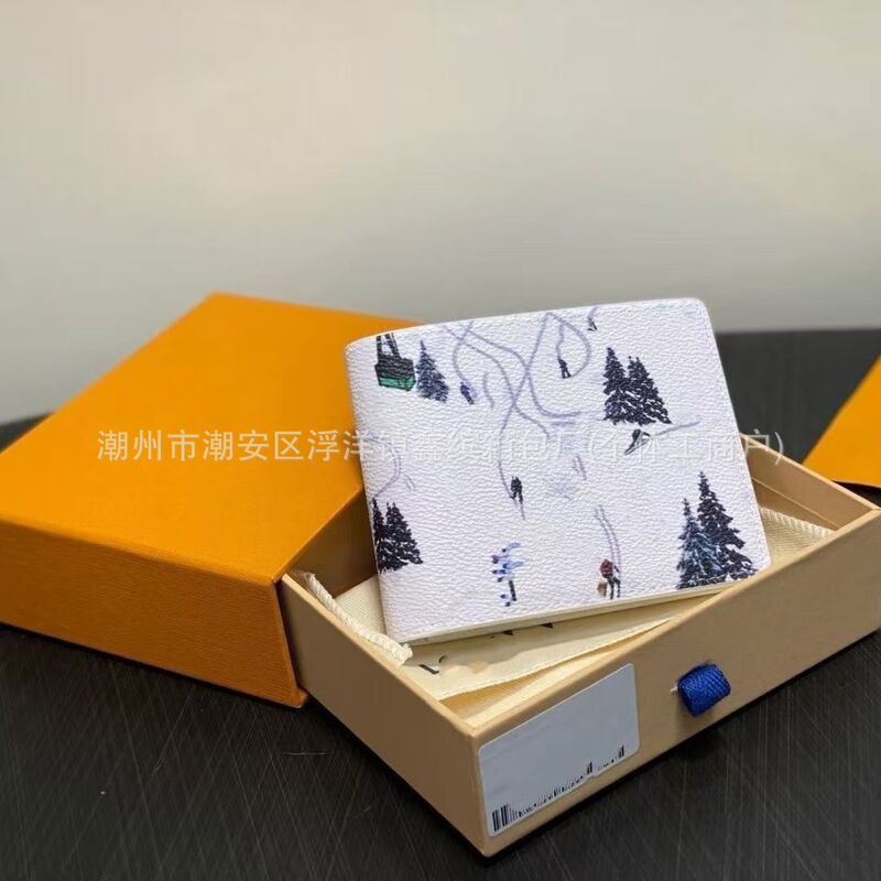 In-Stock Cross-Border Unisex Wallet, Lv-Style Graffiti Multifunctional Short Folding Wallet, Leather Card Holder, Gift Box Set In-Stock Cross-Border Unisex Wallet, Lv-Style Graffiti Multifunctional Short Folding Wallet, Leather Card Holder, Gift Box Set