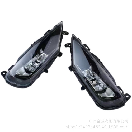 Suitable for 2024 Volvo XC60/S90/XC90 front bumper LED fog lights, part numbers 31434666 and 31434667
