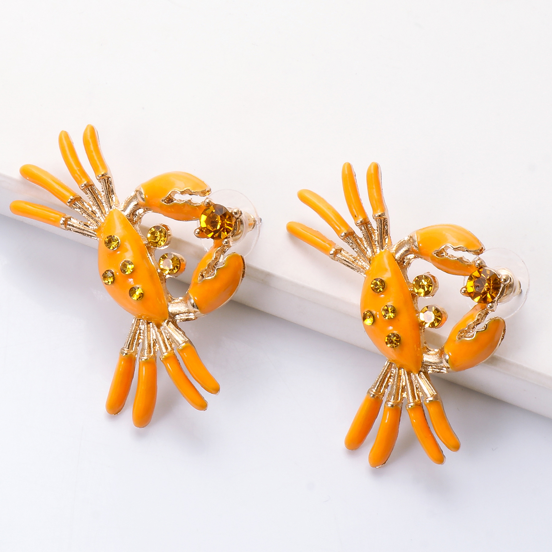 Retro Oil Dripping Crab Diamond Alloy Earrings Wholesale display picture 4