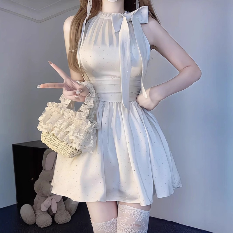 High-End Sweet Style Daughter Style Hot Diamond Bow Sleeveless Halter Dress Women's Summer Waist A-Line Skirt