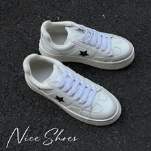 2025�������¿�С��Ь�ڰ�ƴɫ�������ŮЬ��Ƥ�������e�r�а�Ь