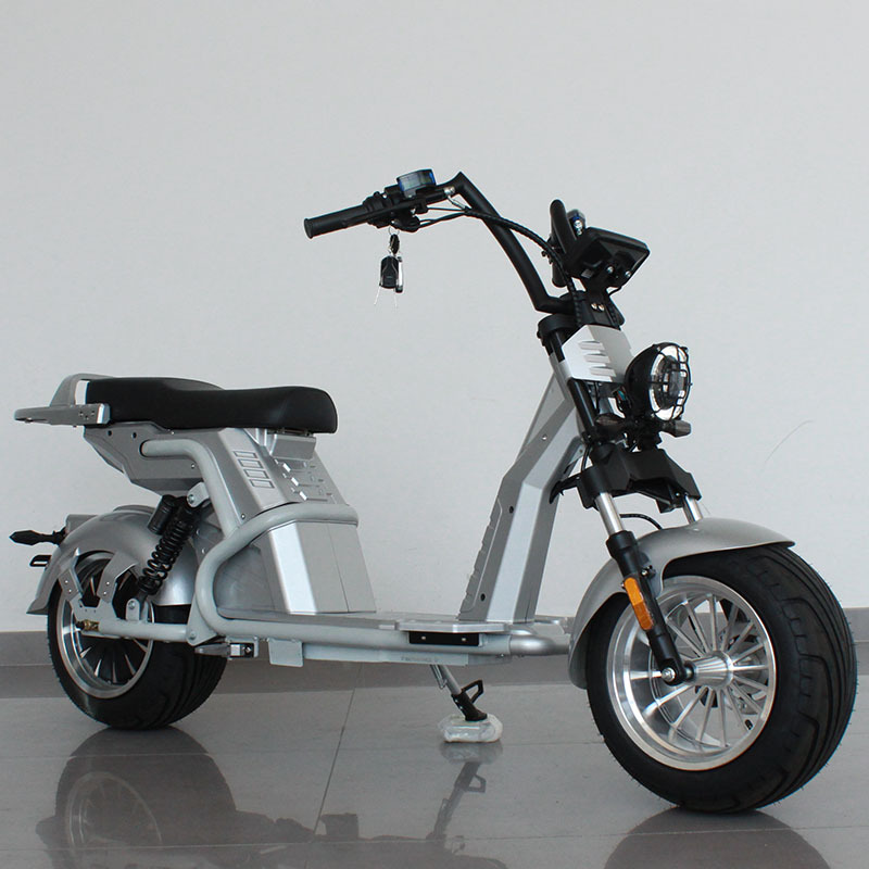 Cross-Border Export Brazil Hot Selling M6 Harley Electric Scooter Electric Skateboard Lithium Electric Vehicle Single Two-Wheel Wide Tire Electric Vehicle