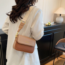 �羳������Ů�����¿��͹���֦�y���NŮ��ײɫ�n��С��б���
