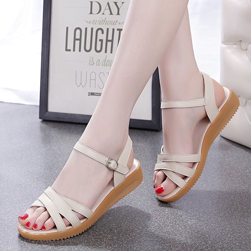 Oferta especial de comercio exterior 2025 verano nuevo estilo sandalias de cuero mujeres embarazadas zapatos de madre antideslizante suela suave zapatos de enfermera mujeres