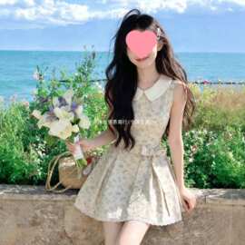 法式千金风娃娃领碎花无袖背心连衣裙女夏季掐腰感A字短裙子