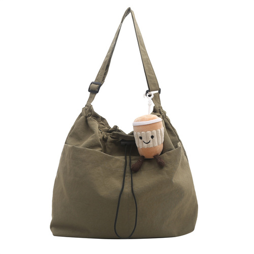 2024 new large-capacity waterproof nylon cloth drawstring pleated shoulder bag travel casual crossbody bucket bag