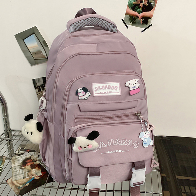 배지 6개 + 블러셔 강아지 2개 + 검은 귀 강아지 참 2개가 포함된 보라색 투피스 세트