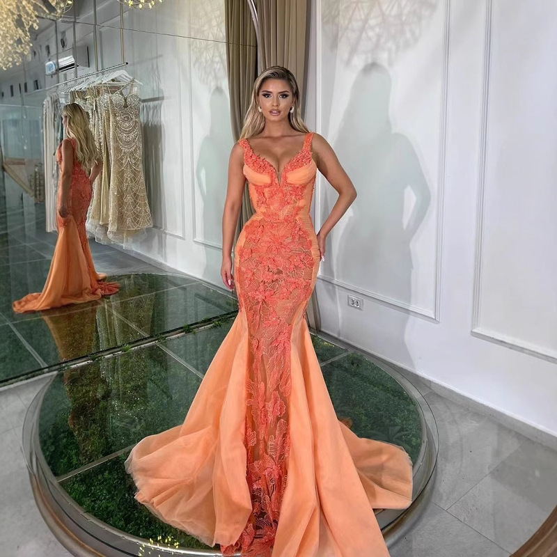 New Fashion Sexy Backless Shoulder V Strap Flower Decorations Tight Sequins Tight Long dress