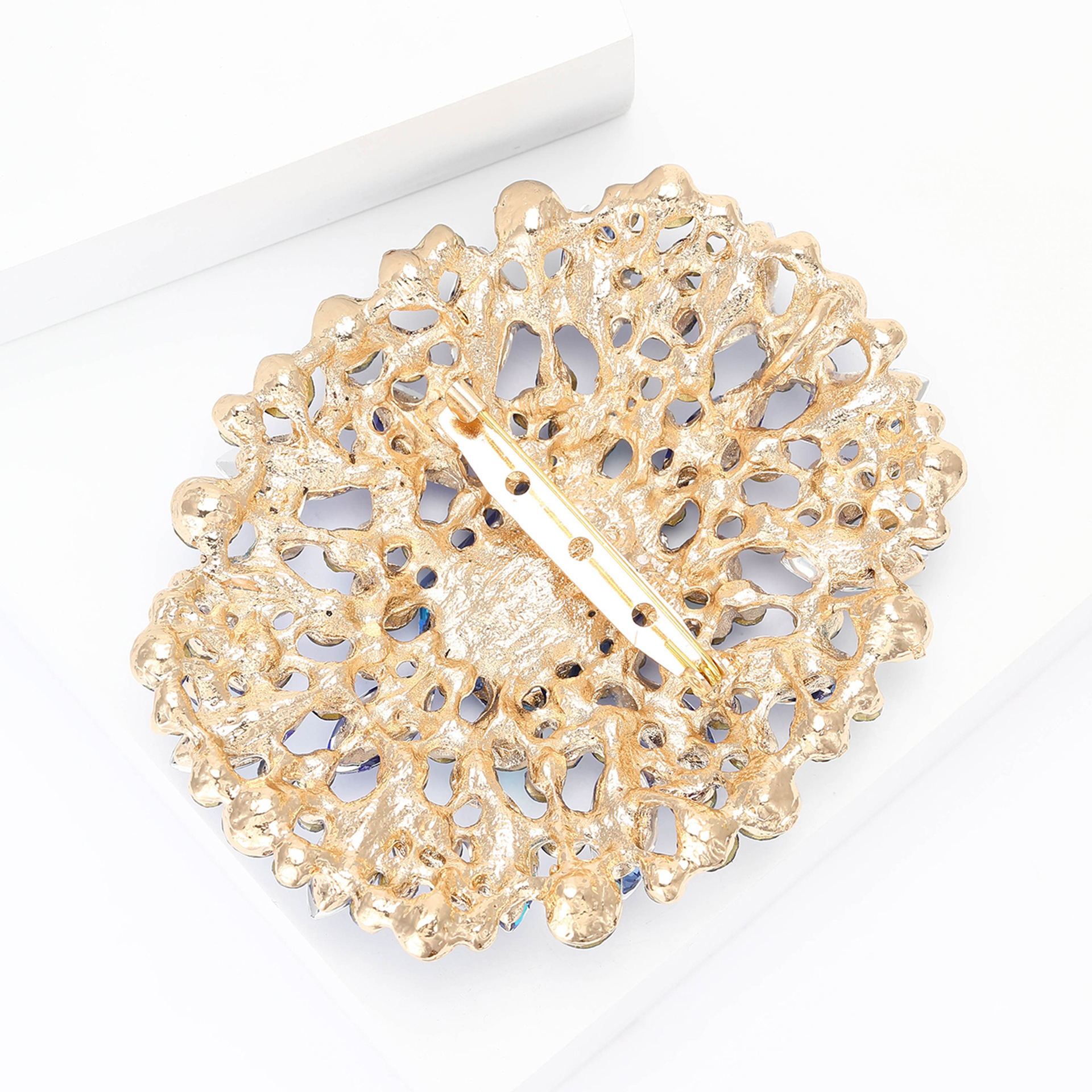 66g Weight Rhinestones Inlay Material Brooches Classification Business, Date, Cocktail Party Occasion Alloy Material Geometric Pattern All Seasons Season Women's Gender Retro Style Retro Pin Geometric Alloy Rhinestones Women's Brooches 13
