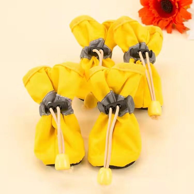 Mascotas zapatos para perros Botas de lluvia de verano perro pequeño Teddy anti-sucio medio perro pie cubierta impermeable oso sandalias transpirables