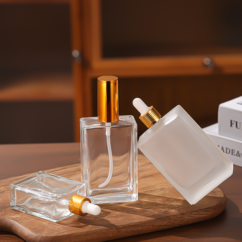 定制扁方形玻璃香水瓶滴管精油瓶便携按压喷雾瓶便携小样分装瓶