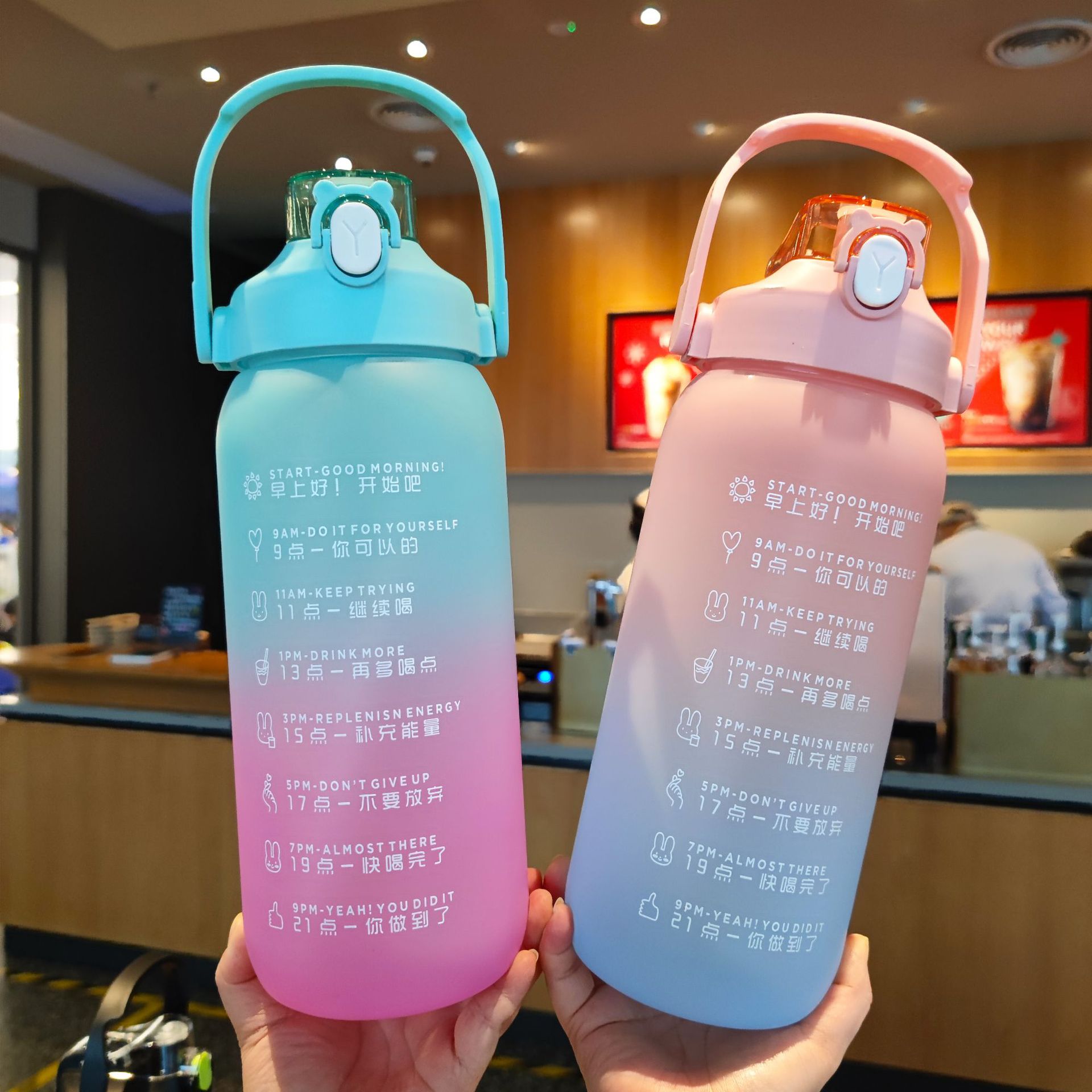 Nueva gradiente de color helado botella de agua de gran capacidad de succión boquilla de beber directa taza mango portátil hervidor de plástico cubierta de rebote