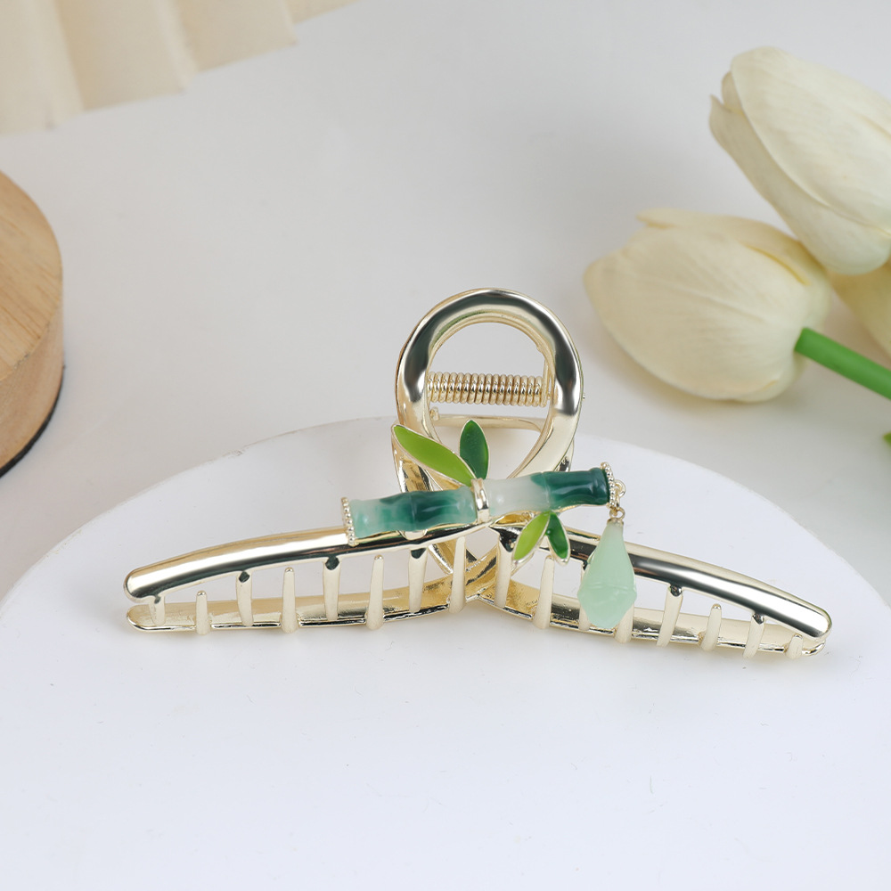 New Chinese-Style Bamboo Jade Hair Clip for Women, High-End Metal Shark Clip for Updo, Traditional Chinese Hair Accessory