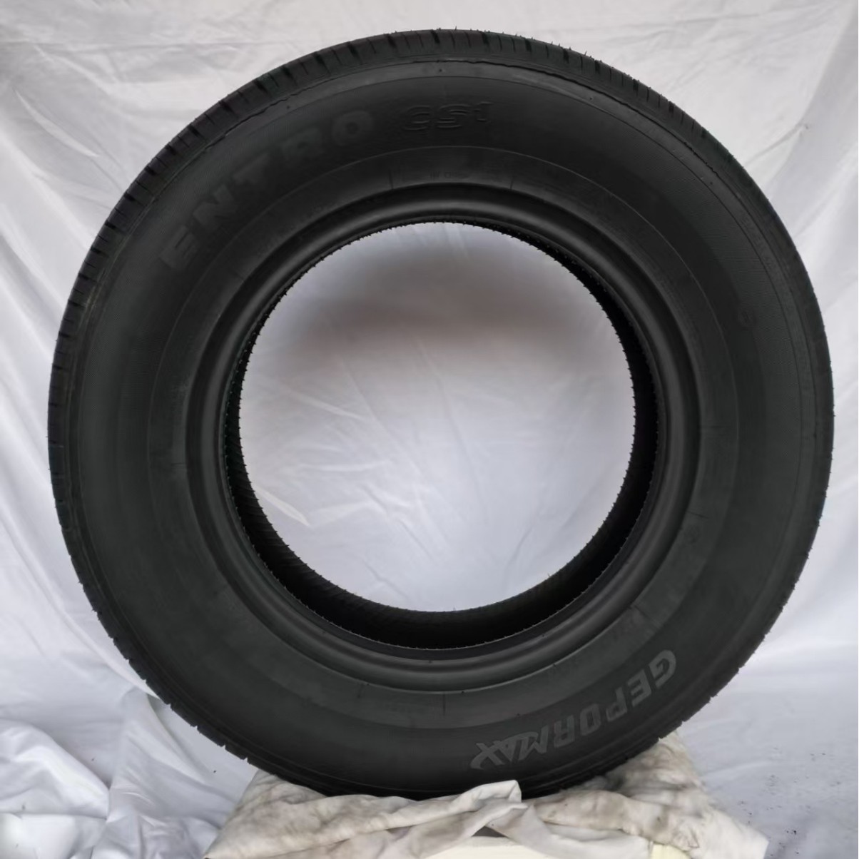 Car Tire Model 215/65R15-Ch01 100H, Wear-Resistant and Durable, Genuine Product Guarantee, Brand New