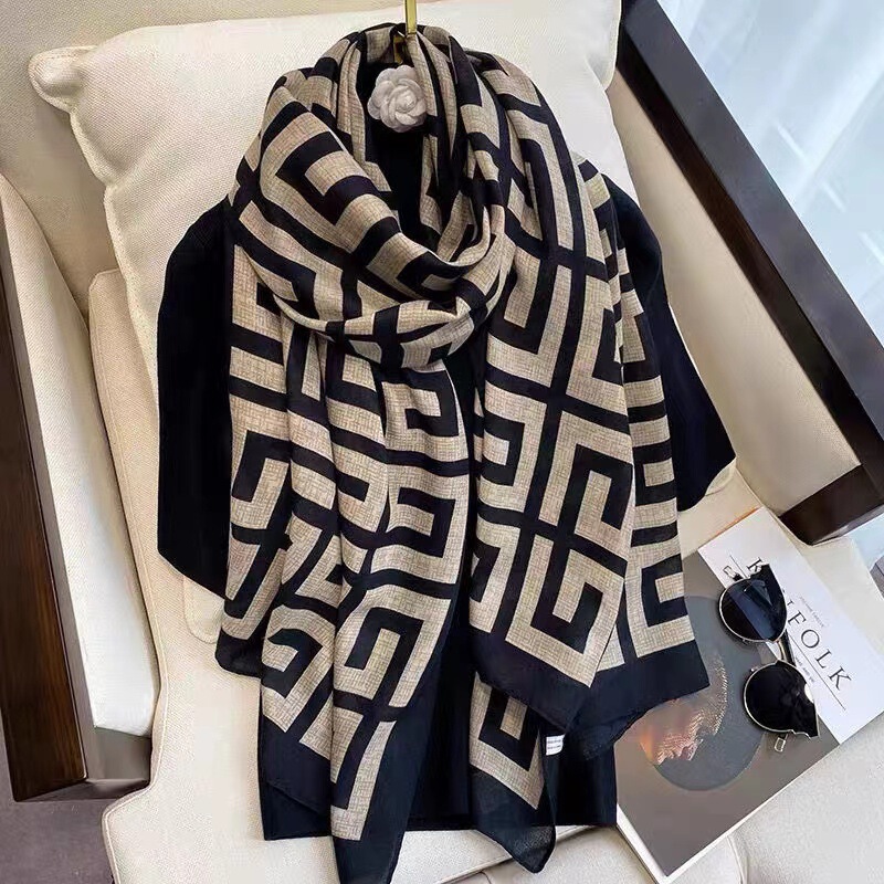 2026 New Cotton and Linen Warm Scarf for Women, Spring and Autumn, European and American Style, Fashionable Letter Design, Versatile Shawl, One-Piece Wholesale
