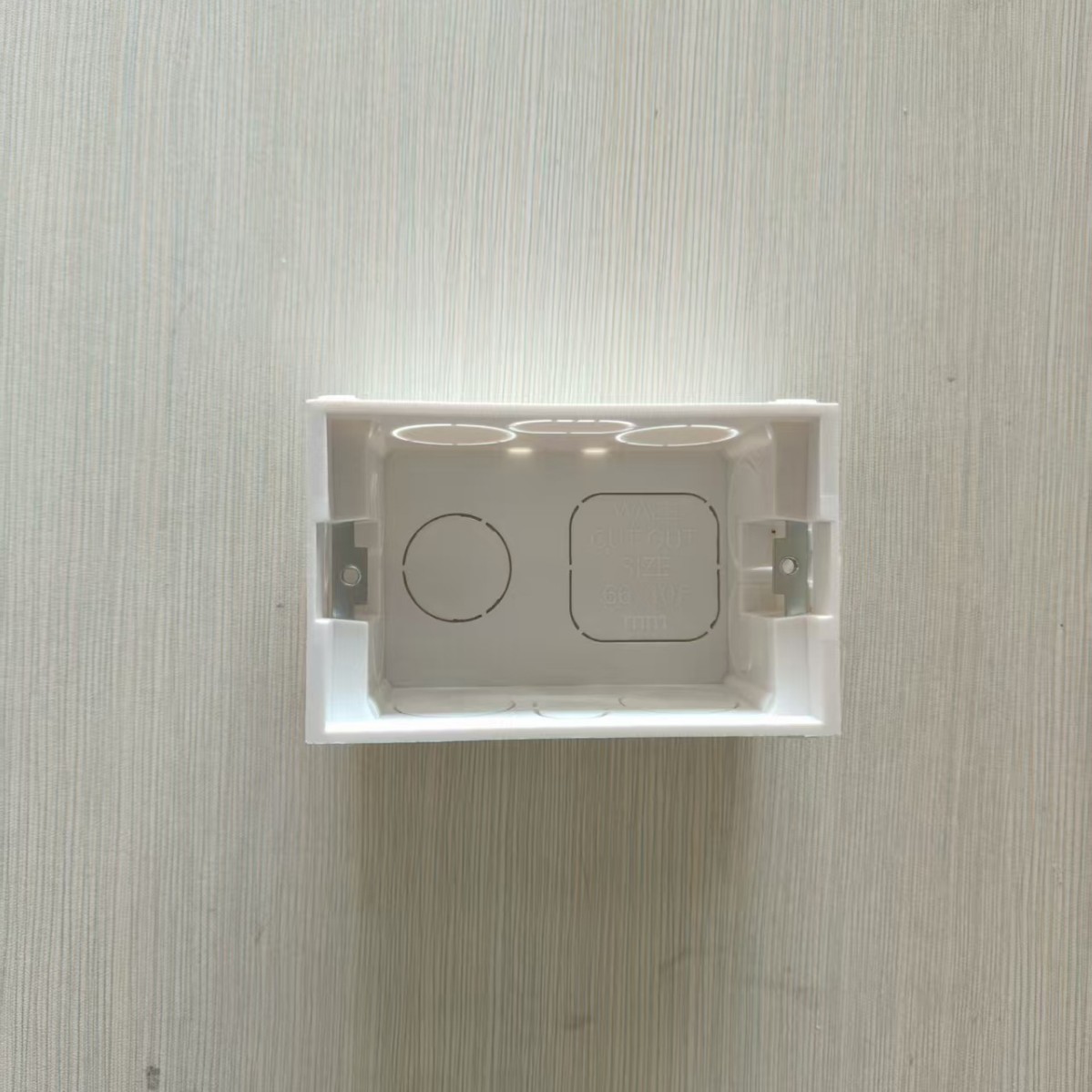 加宽暗装底盒 开关盒插座盒澳大利亚新西兰澳洲USB墙插配件