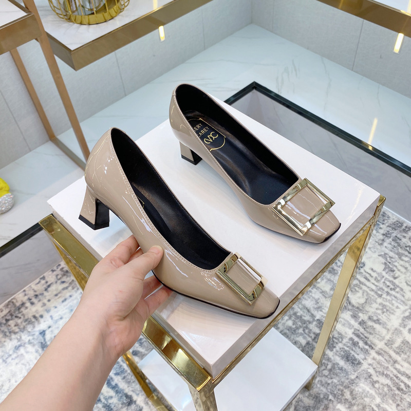 工場直売rv漆皮角ボタン太ヒール靴とファッションカップと浅口シングル靴赤い結婚靴|undefined