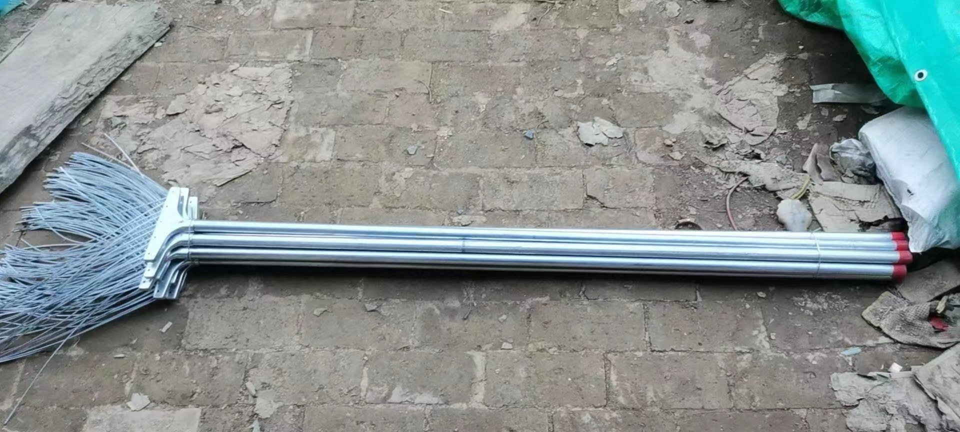 消防 打火把 灭火   钢条打火鞭 森林灭火扑火工具