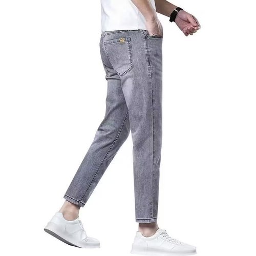 Trendy brand cropped denim jeans for men: slim-fit, skinny, straight-leg, stretchy casual pants—versatile spring-style long trousers for guys