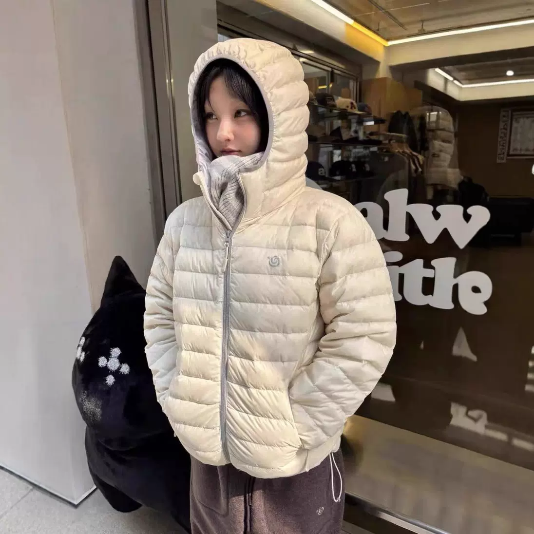 7天 2025冬季新韩国东大门纯色简约连帽拉链90鸭绒排骨羽绒服外套