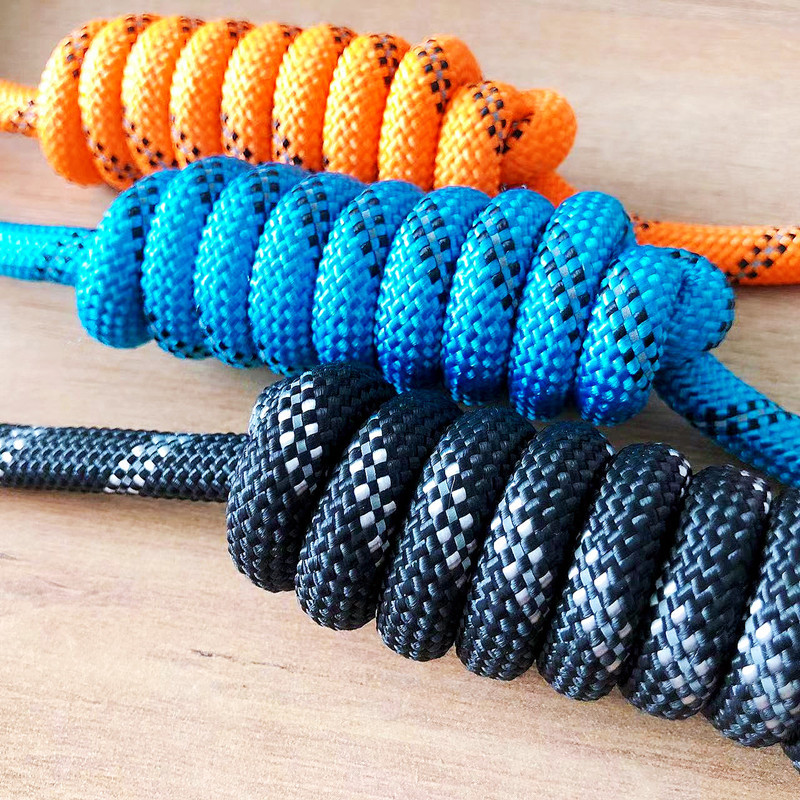 Fournitures pour animaux de compagnie à prix réduit, laisse pour chien, soie réfléchissante, poignée ronde en mousse de corde, résistante à l'usure et confortable_voghion.com