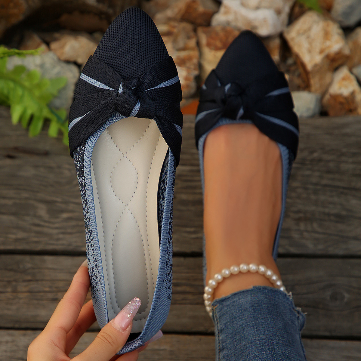 Women's Pointed Toe Flyknit Flat Slip-on Shoes Casual Loafers_voghion.com