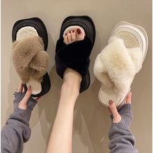 高颜值毛毛拖女2025冬季新款厚底加绒保暖一字棉拖交叉带松糕底拖