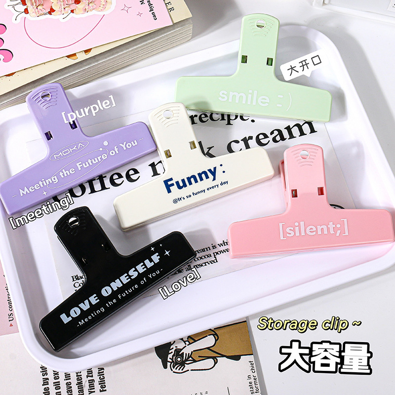 Multi-functional color magnetic clip hand account document bill clip simple creative magnetic high-value plastic clip ins
