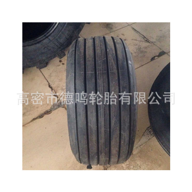 Fuente de la fábrica maquinaria agrícola neumático 12,5 L-15 cosechadora neumático nuevo