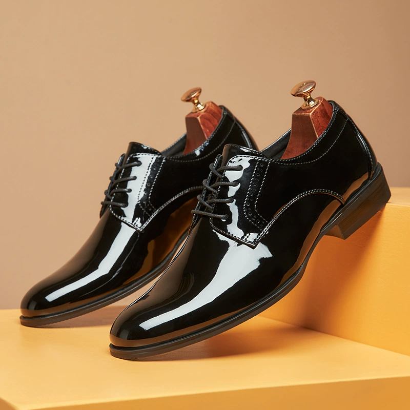 Британские броги, глянцевые кожаные туфли с острым носком, мужские деловые туфли из лакированной кожи с резьбой, повседневные свадебные туфли на шнуровке, дерби